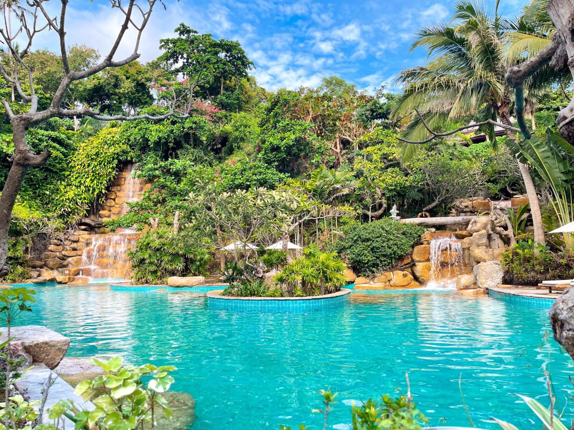 Santhiya Koh Phangan Resort And Spa Екстериор снимка The pool at the Falls