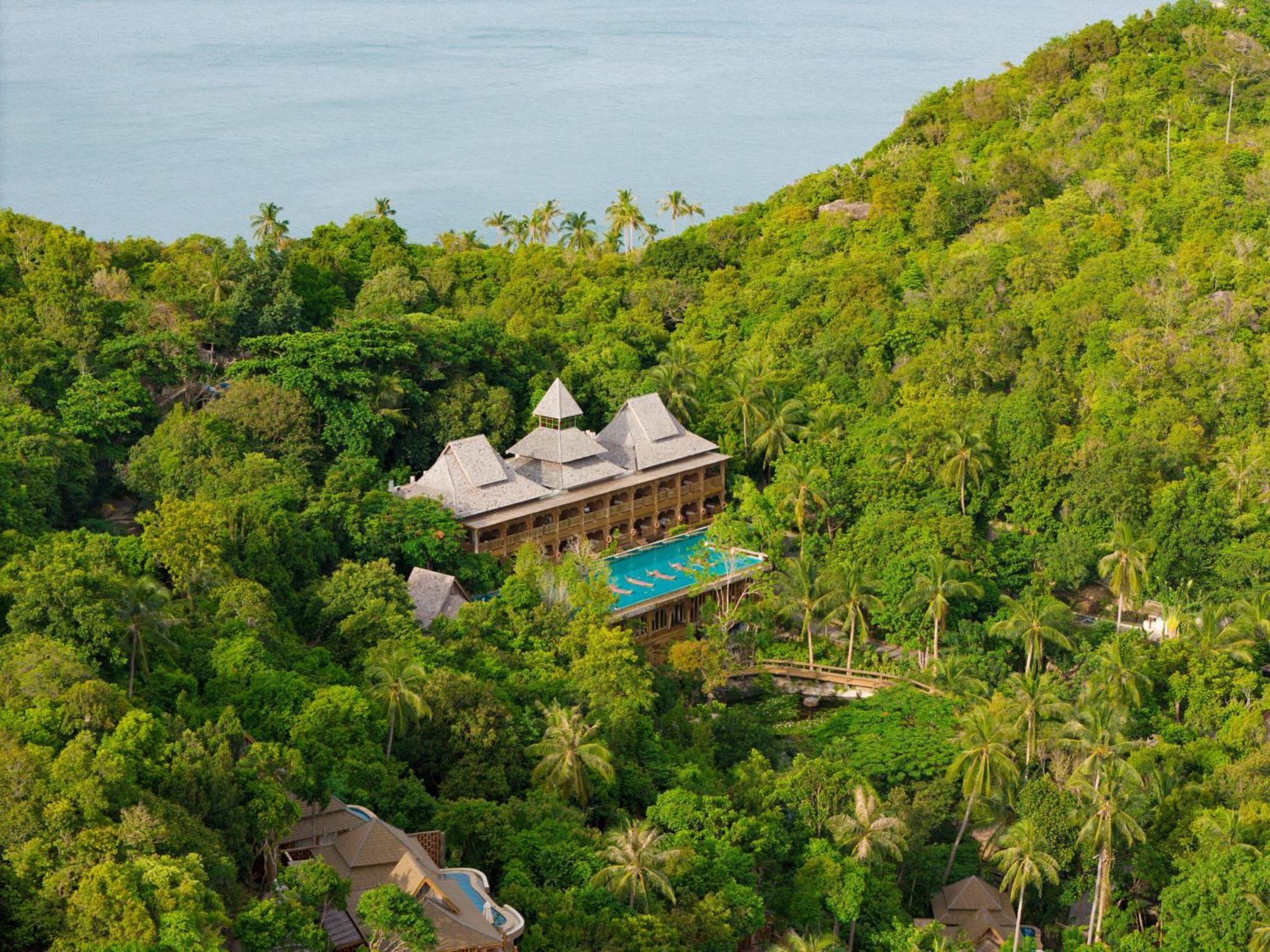 Santhiya Koh Phangan Resort And Spa Екстериор снимка Aerial view of the resort