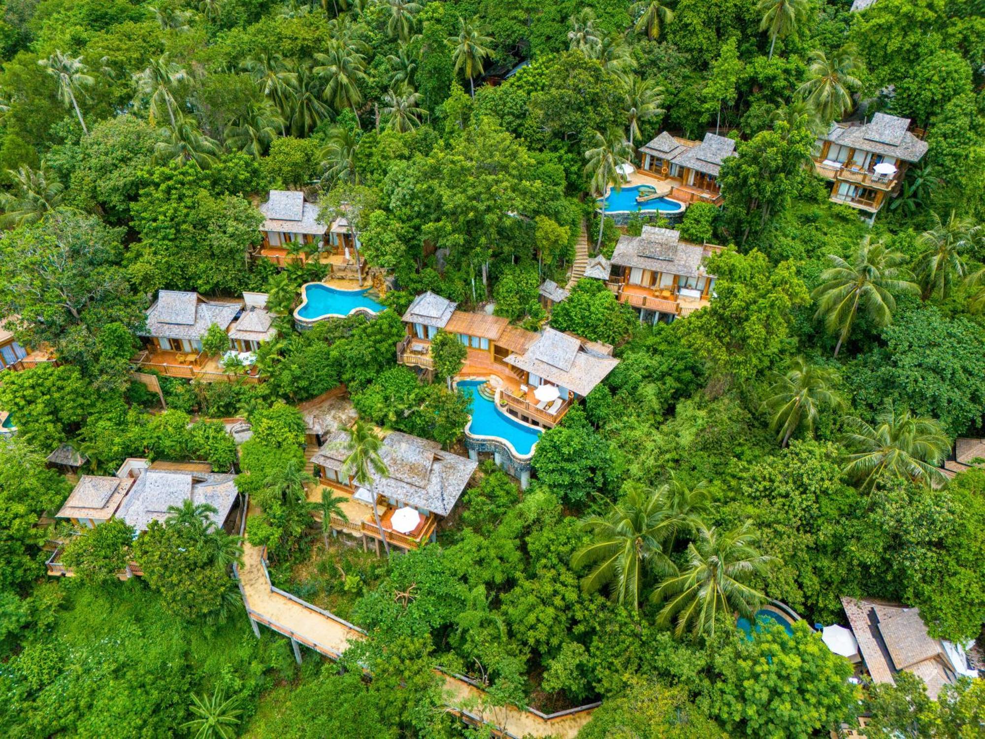 Santhiya Koh Phangan Resort And Spa Екстериор снимка Aerial view of the resort