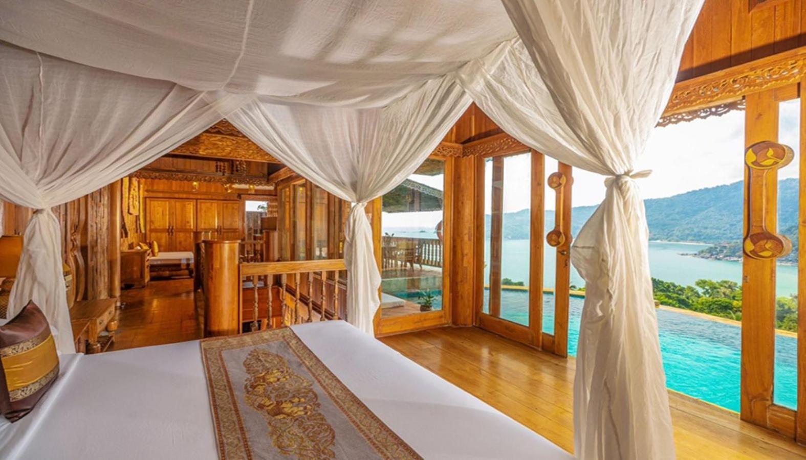 Santhiya Koh Phangan Resort And Spa Екстериор снимка The interior of a villa at Six Senses Samui