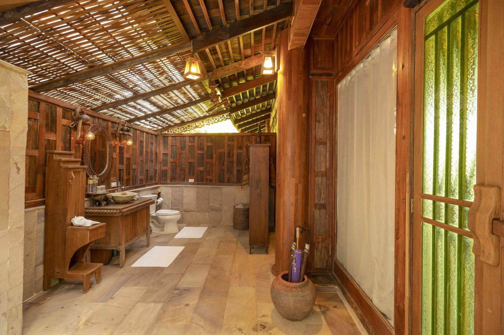 Santhiya Koh Phangan Resort And Spa Екстериор снимка A modern onsen in Tokyo