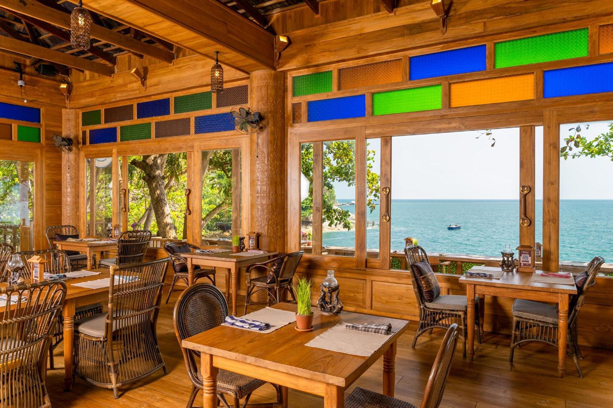 Santhiya Koh Phangan Resort And Spa Екстериор снимка Restaurant