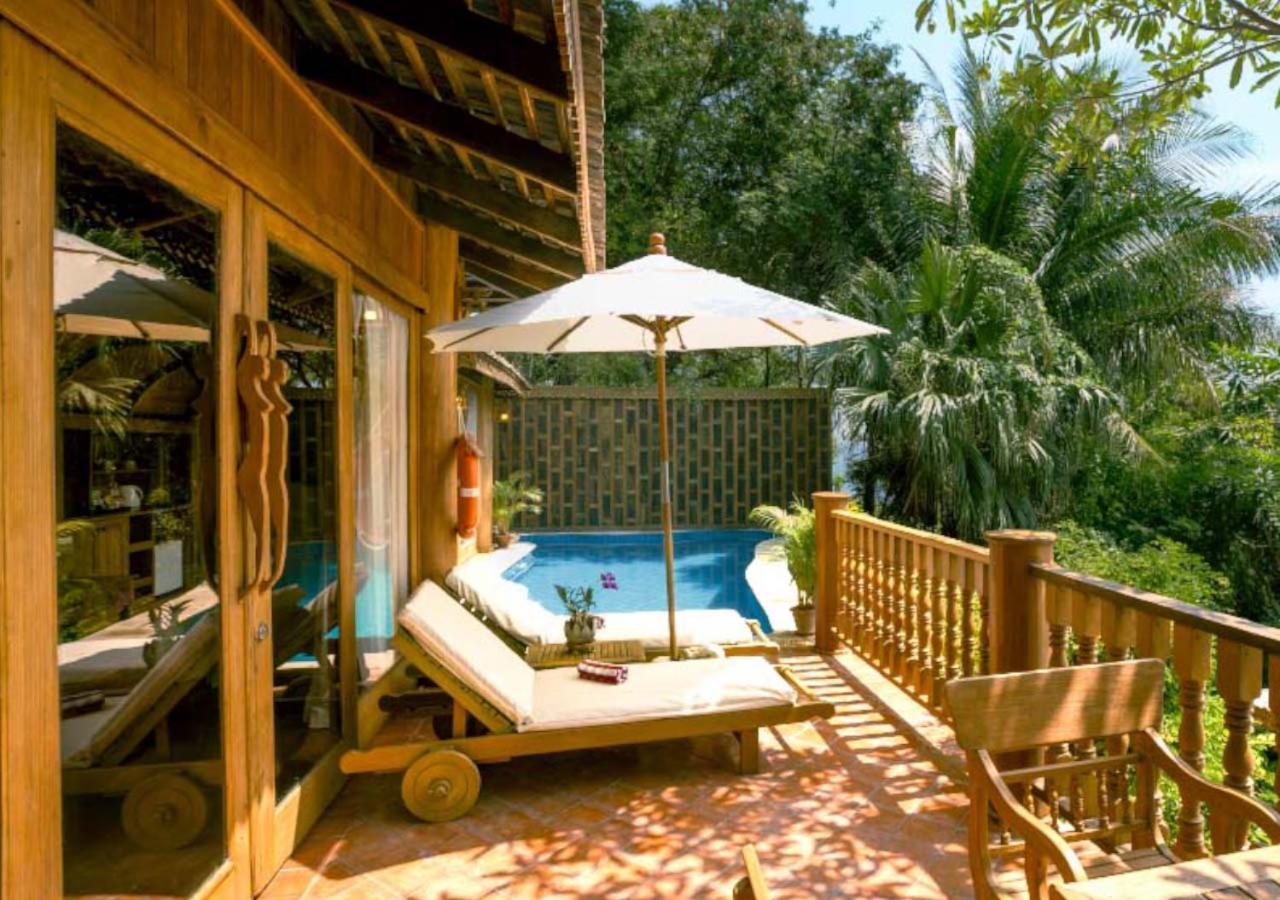 Santhiya Koh Phangan Resort And Spa Екстериор снимка A pool villa at the resort